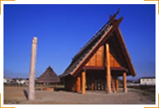 いずみの高殿とやよいの大井戸